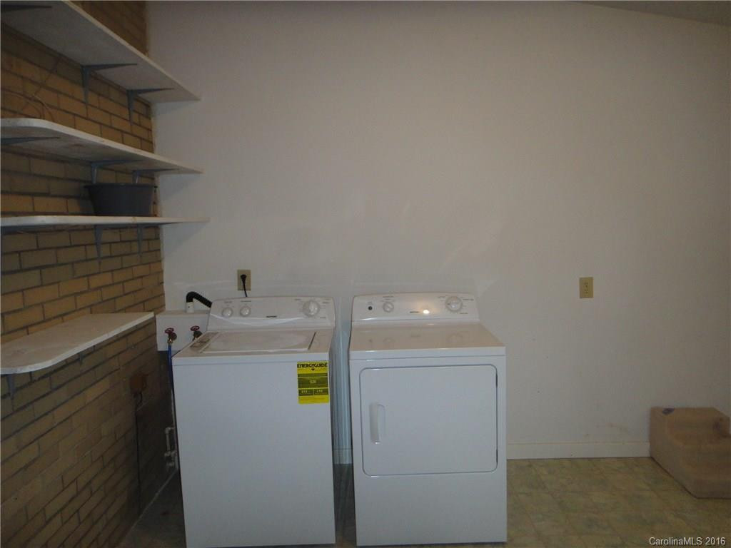 845 Skyland Drive - Photo 11