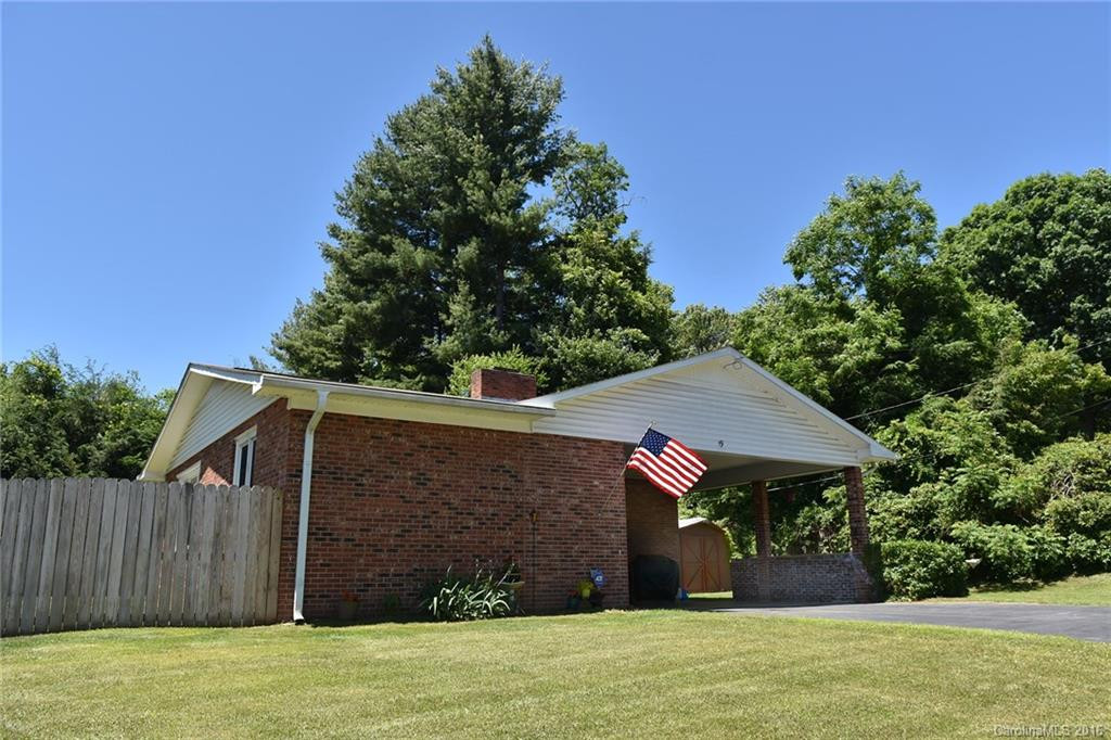19 Rolling Green Drive - Photo 2