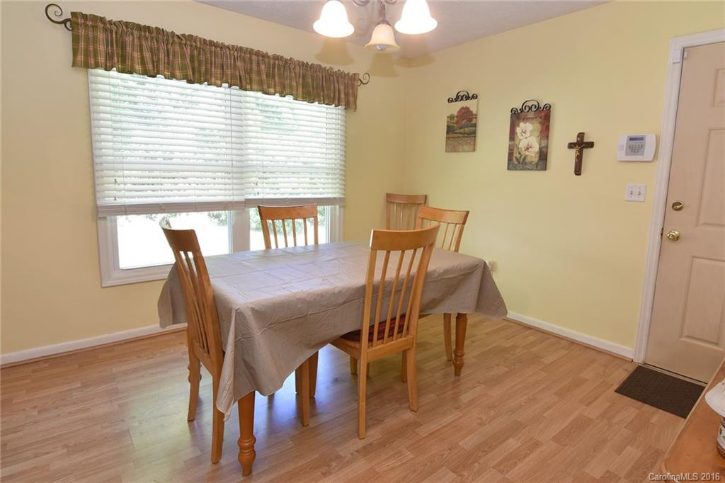 19 Rolling Green Drive - Photo 12
