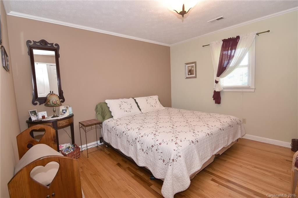 19 Rolling Green Drive - Photo 18