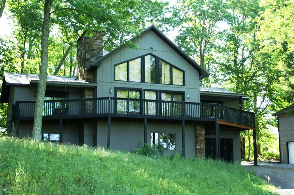 2338 El Miner Drive