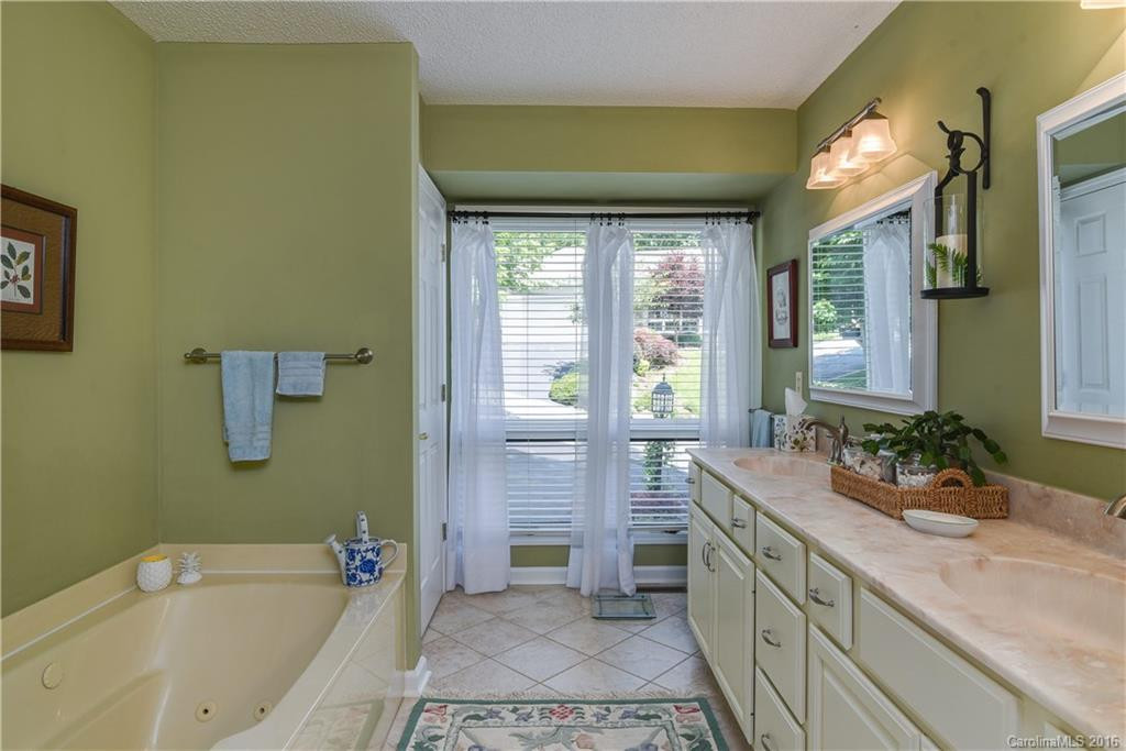 500 Candlewood Lane #500 - Photo 14