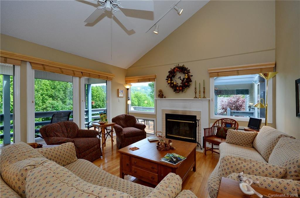 112 Sunny View Lane #7 - Photo 2