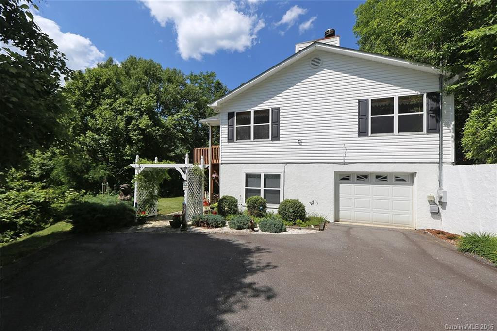 307 Skyway Drive - Photo 3