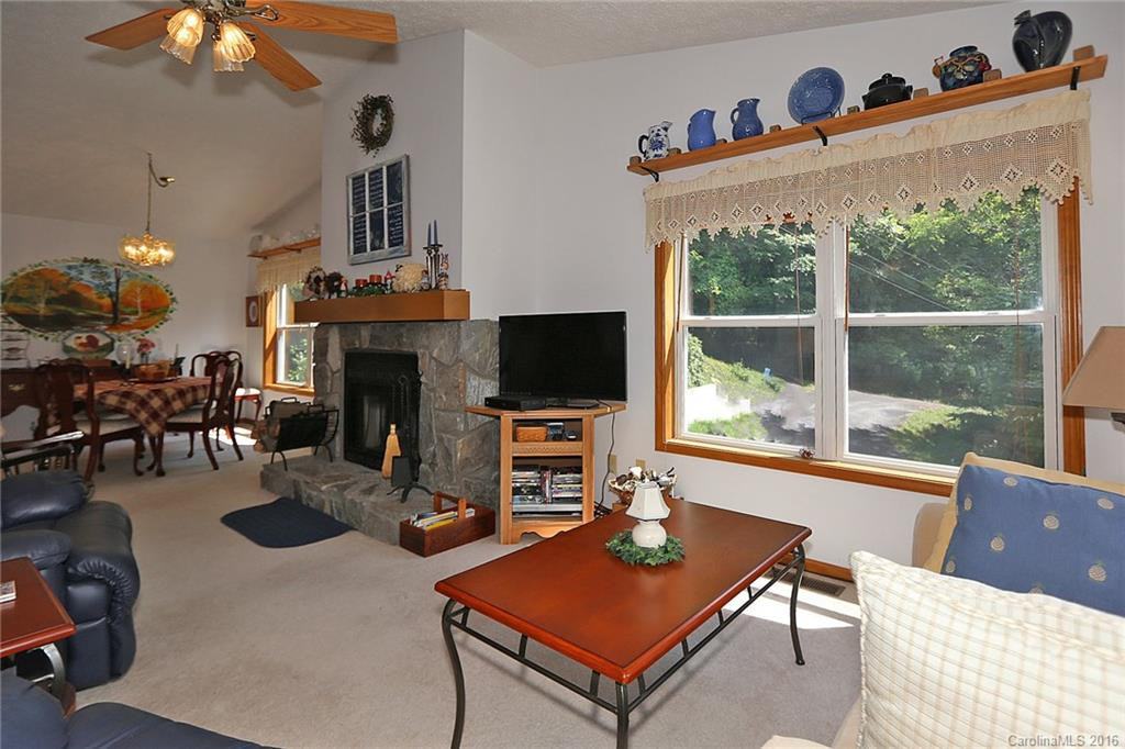 307 Skyway Drive - Photo 7