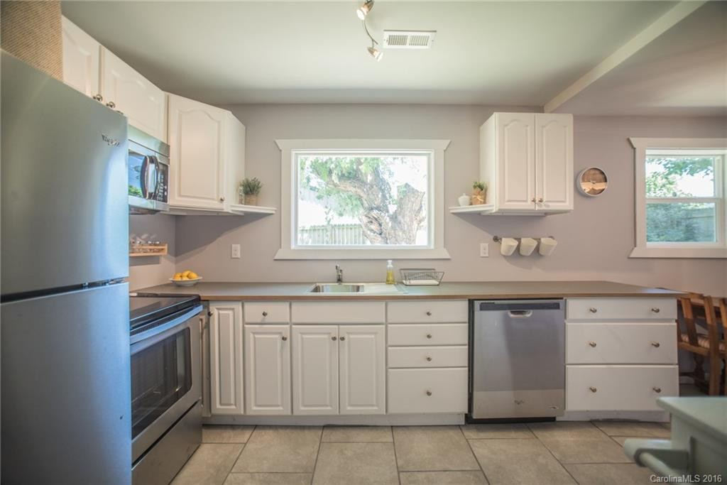 114 Gossett Road - Photo 12