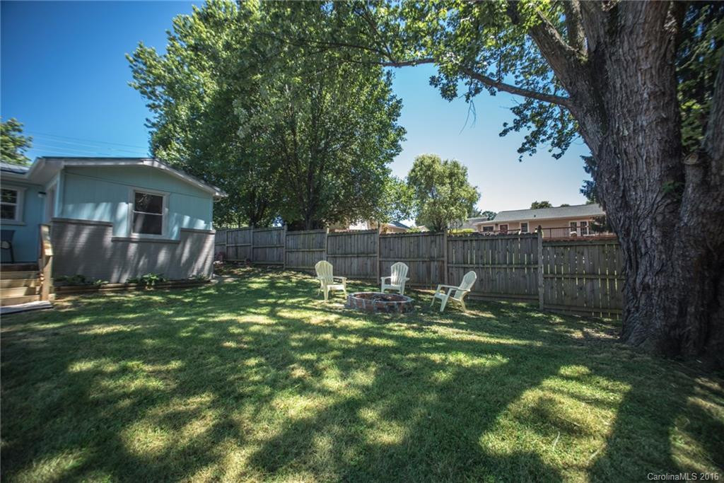 114 Gossett Road - Photo 4