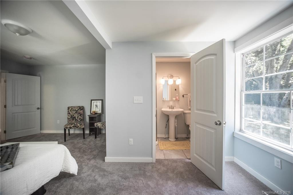 114 Gossett Road - Photo 6