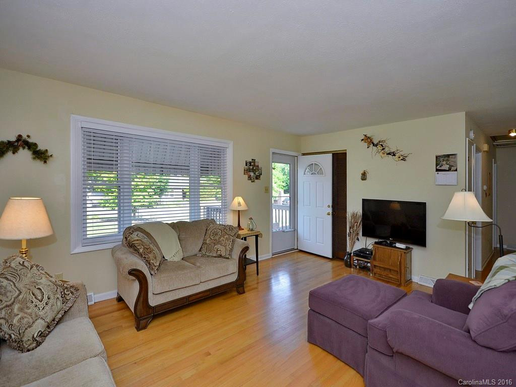 61 Grandview Road - Photo 3