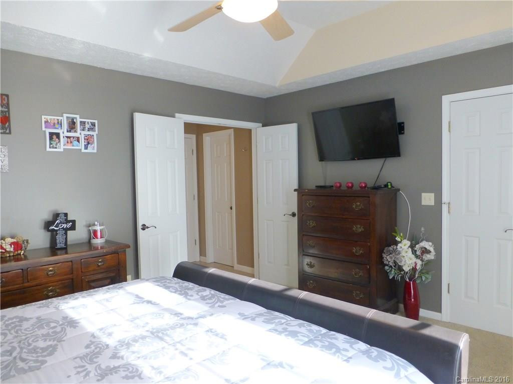 294 Kingfisher Lane #23 - Photo 13
