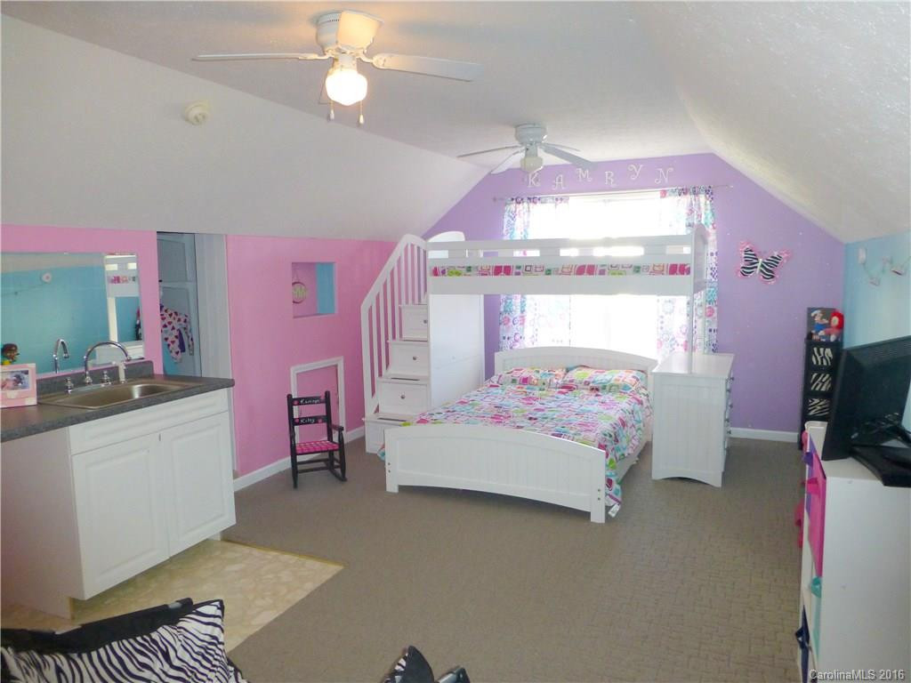 294 Kingfisher Lane #23 - Photo 17