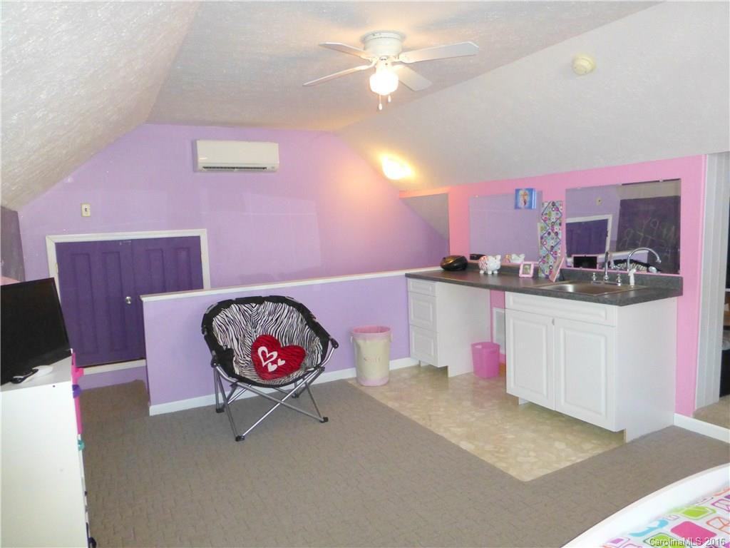 294 Kingfisher Lane #23 - Photo 18