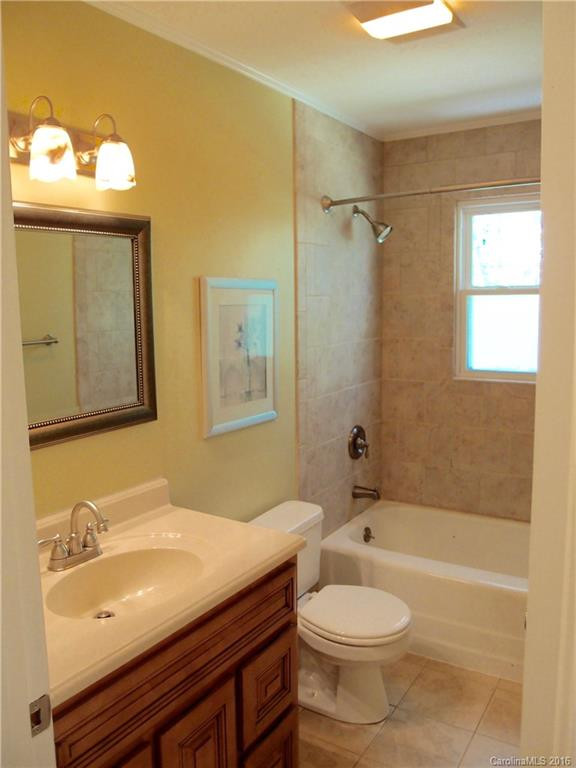 112 Davenport Road - Photo 11