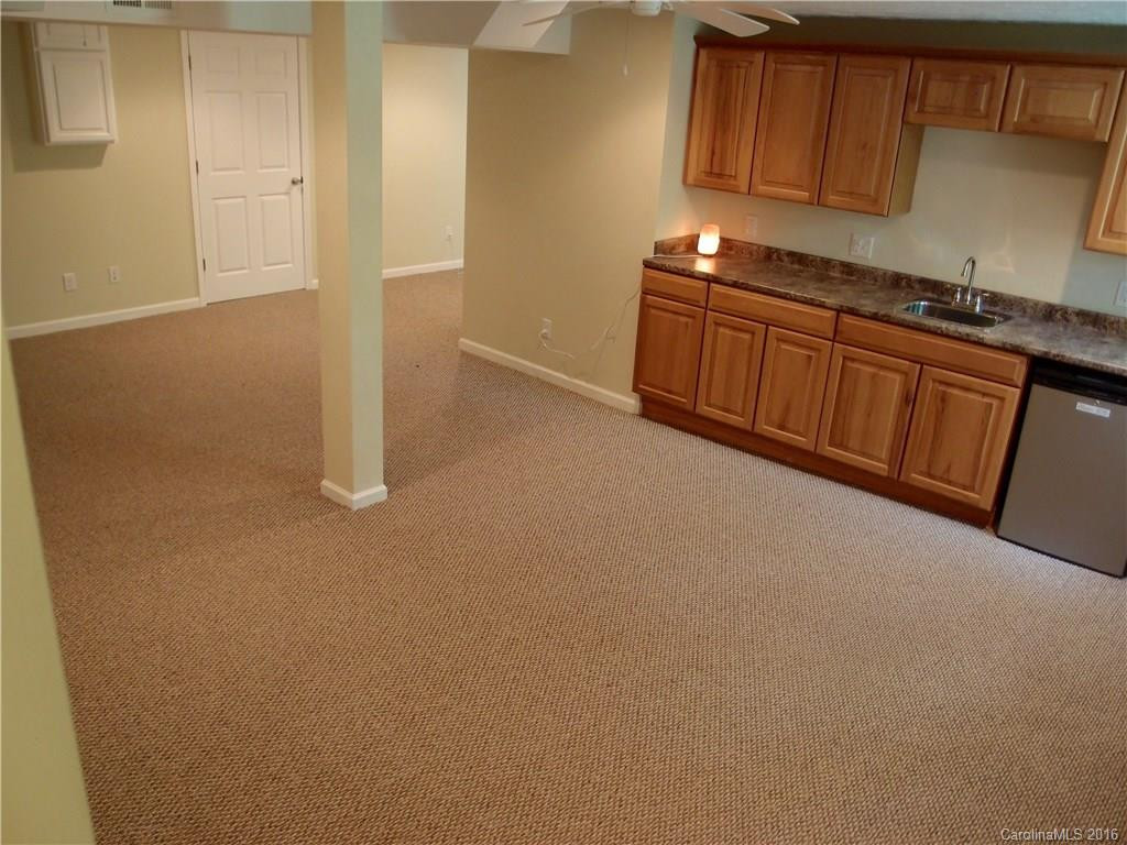 112 Davenport Road - Photo 15