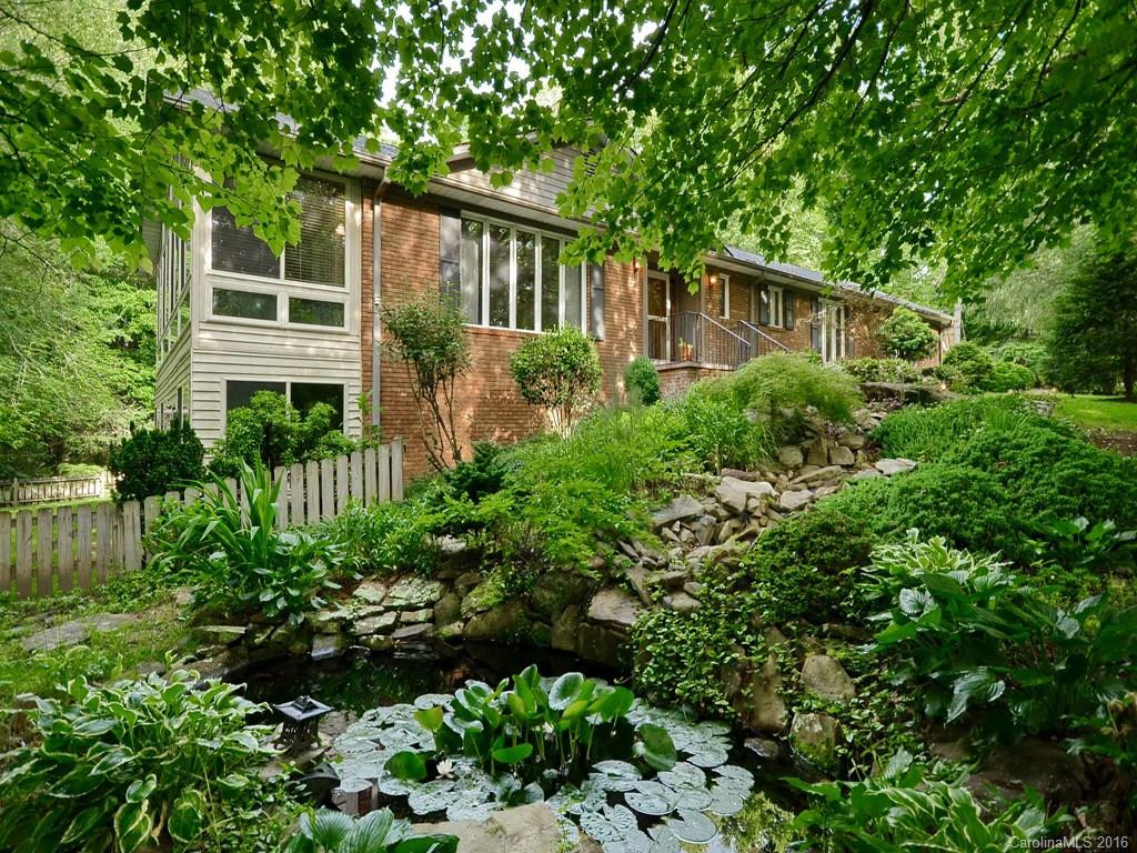 104 Woodhaven Drive - Photo 2