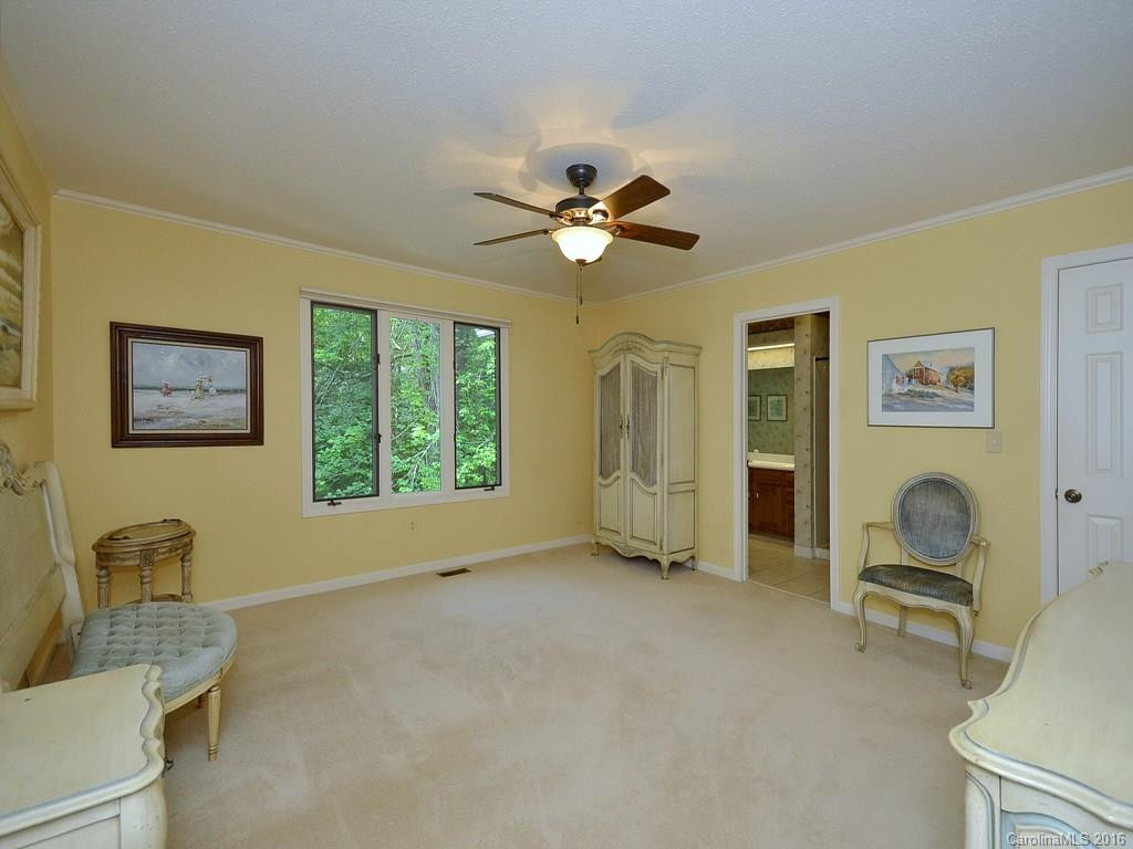 104 Woodhaven Drive - Photo 13
