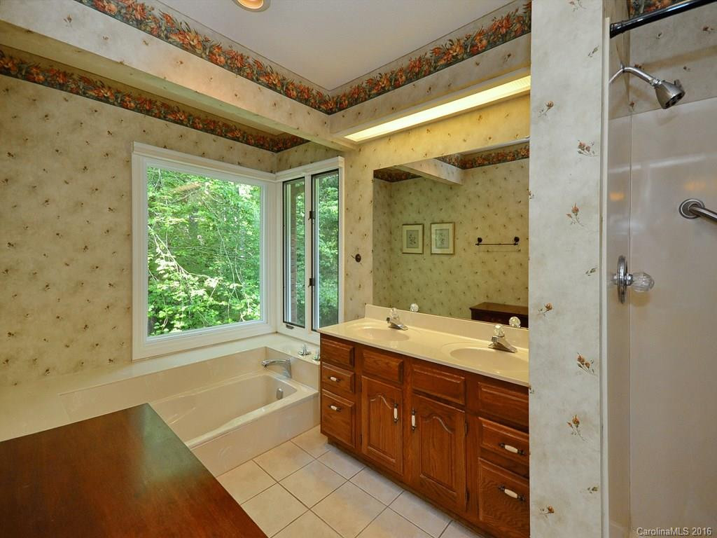 104 Woodhaven Drive - Photo 14