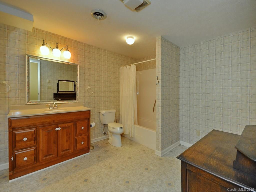 104 Woodhaven Drive - Photo 18
