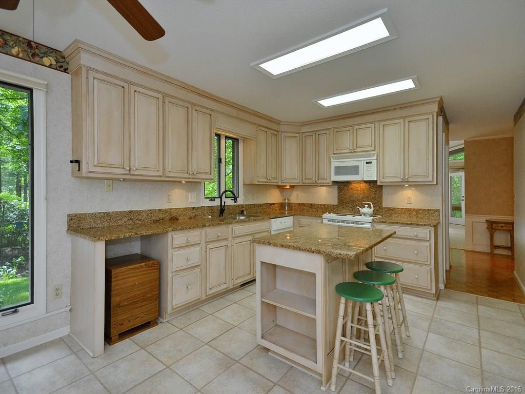 104 Woodhaven Drive - Photo 9