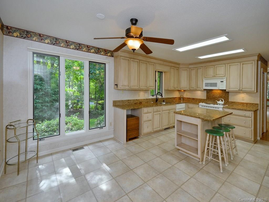 104 Woodhaven Drive - Photo 10