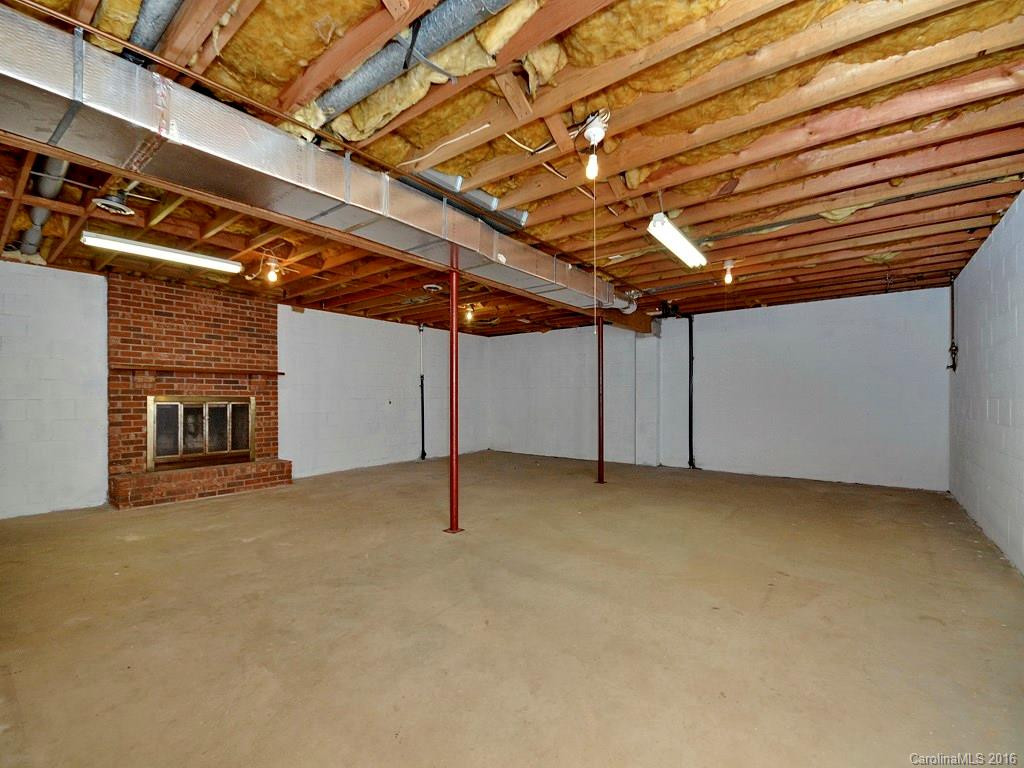 2145 Jenkins Valley Road - Photo 15
