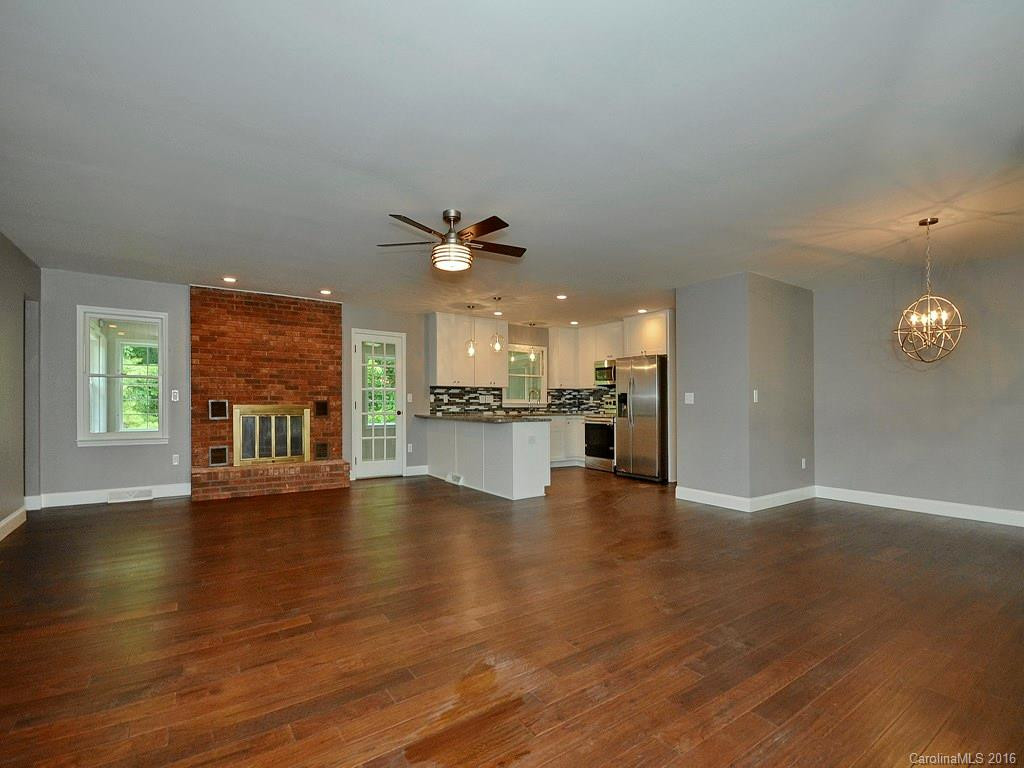 2145 Jenkins Valley Road - Photo 3
