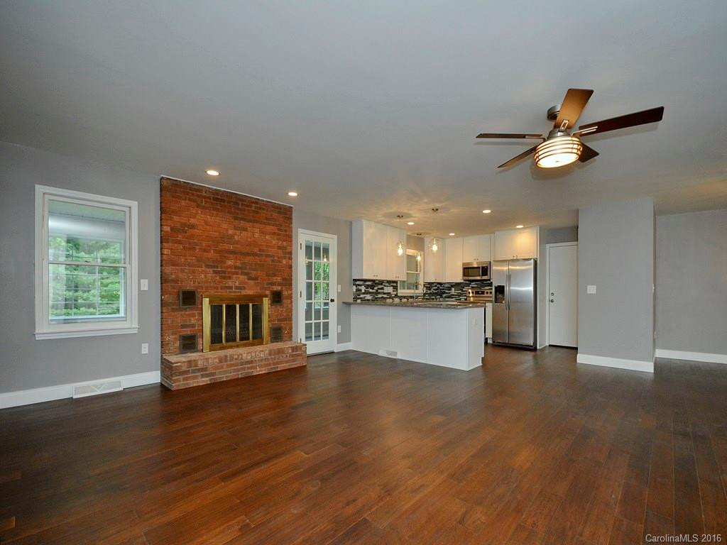 2145 Jenkins Valley Road - Photo 4
