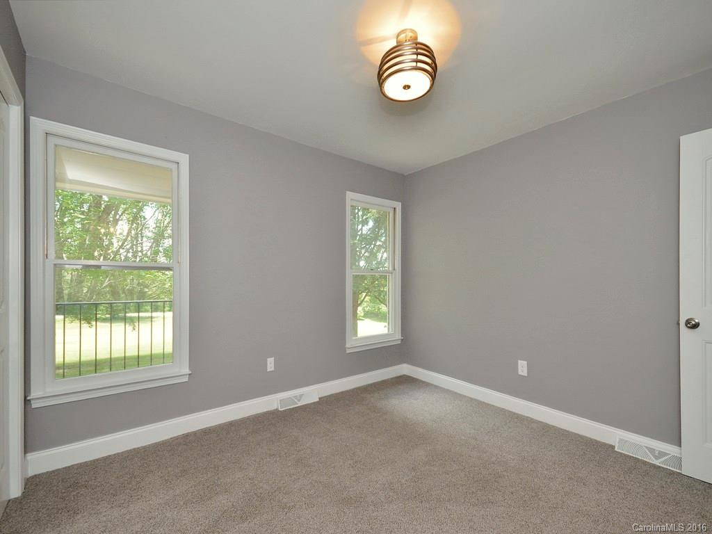 2145 Jenkins Valley Road - Photo 7