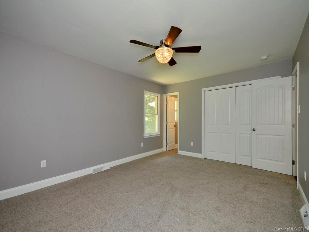 2145 Jenkins Valley Road - Photo 9