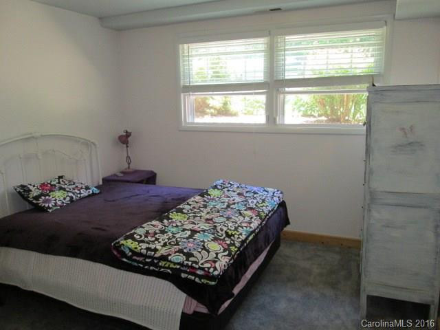 60 Imperial Court - Photo 18