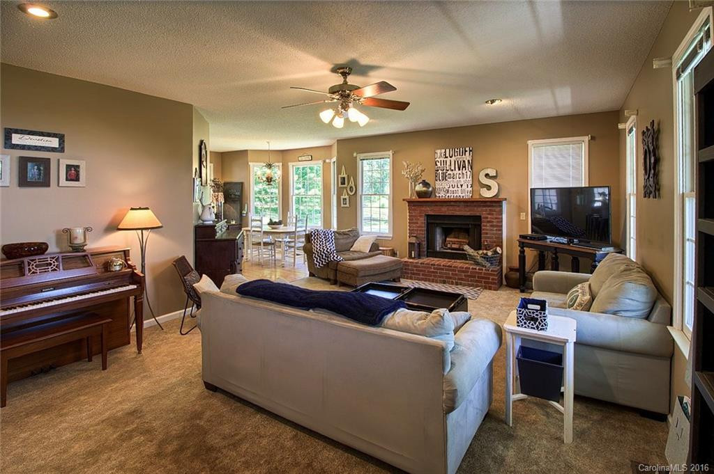 21 Chasis Court - Photo 3