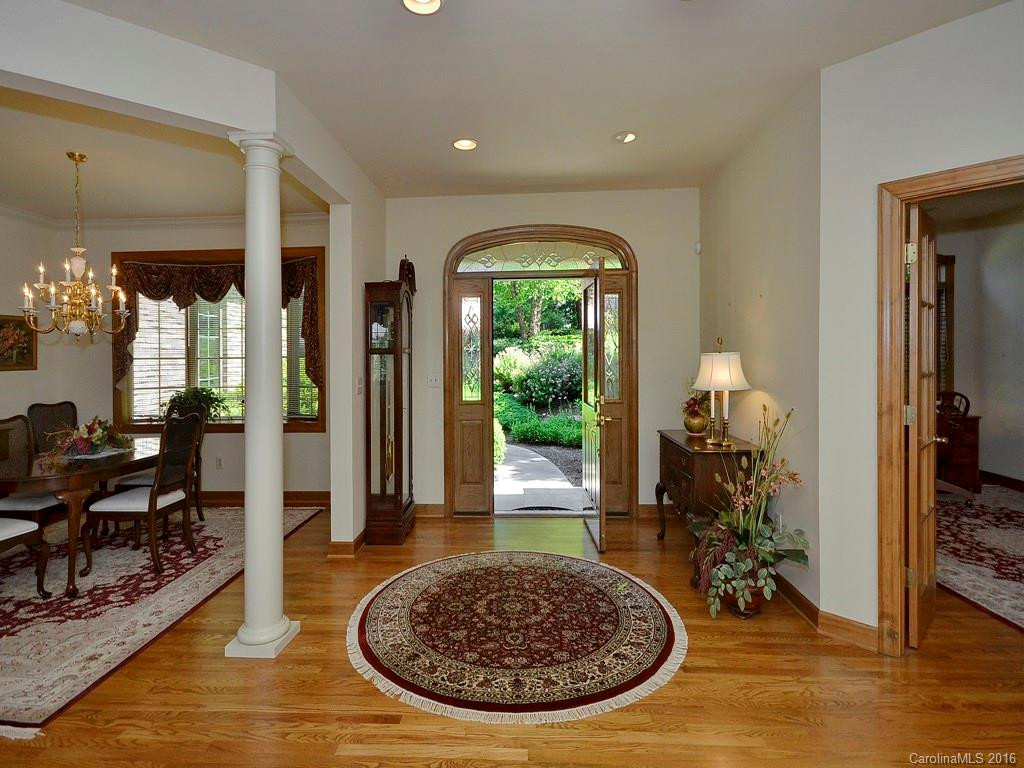 17 Thornapple Drive - Photo 2