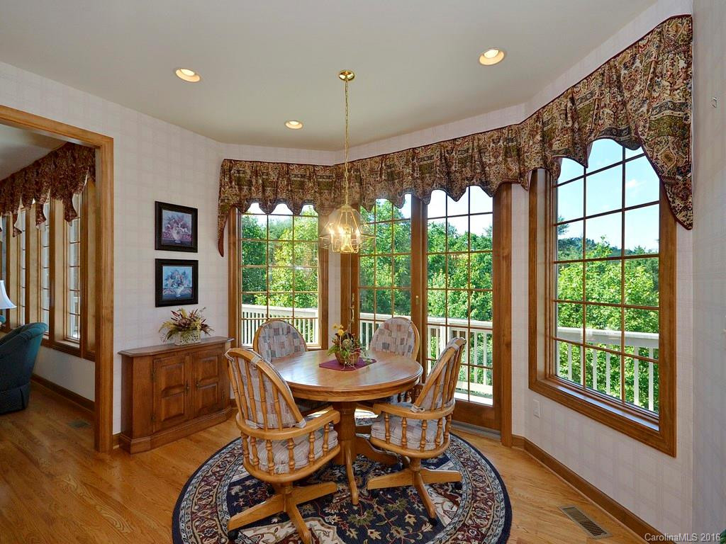 17 Thornapple Drive - Photo 8
