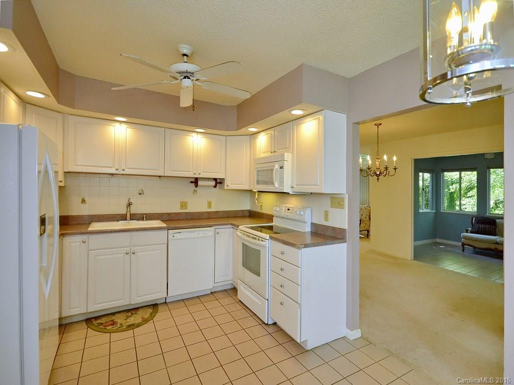 12 Stuart Circle - Photo 6