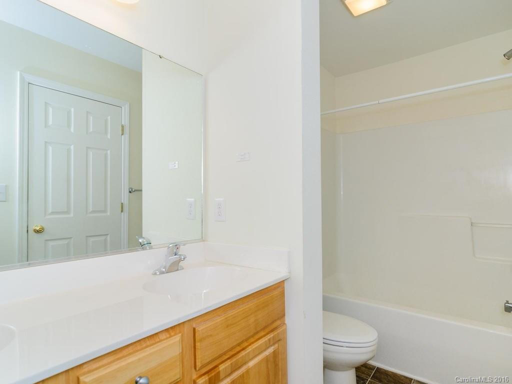 81 Old Salem Court #81 - Photo 23