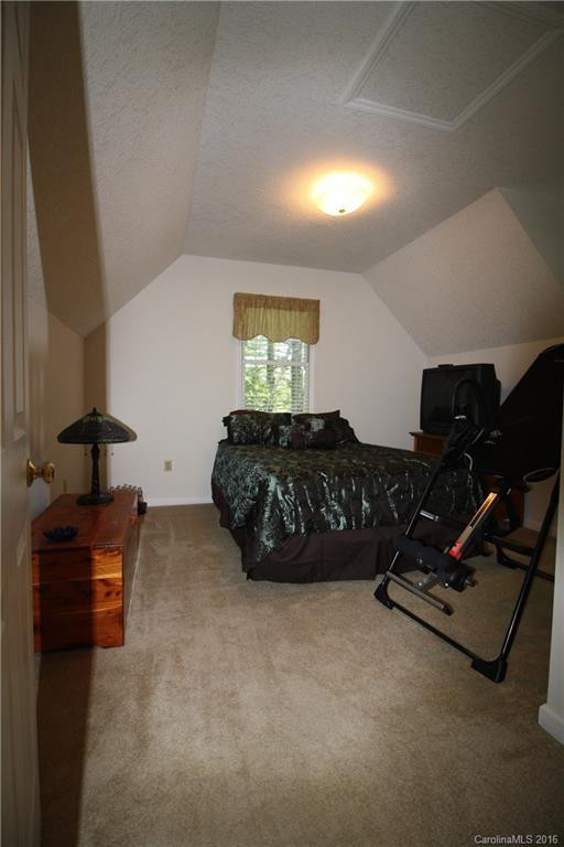 729 Aiken Road - Photo 2