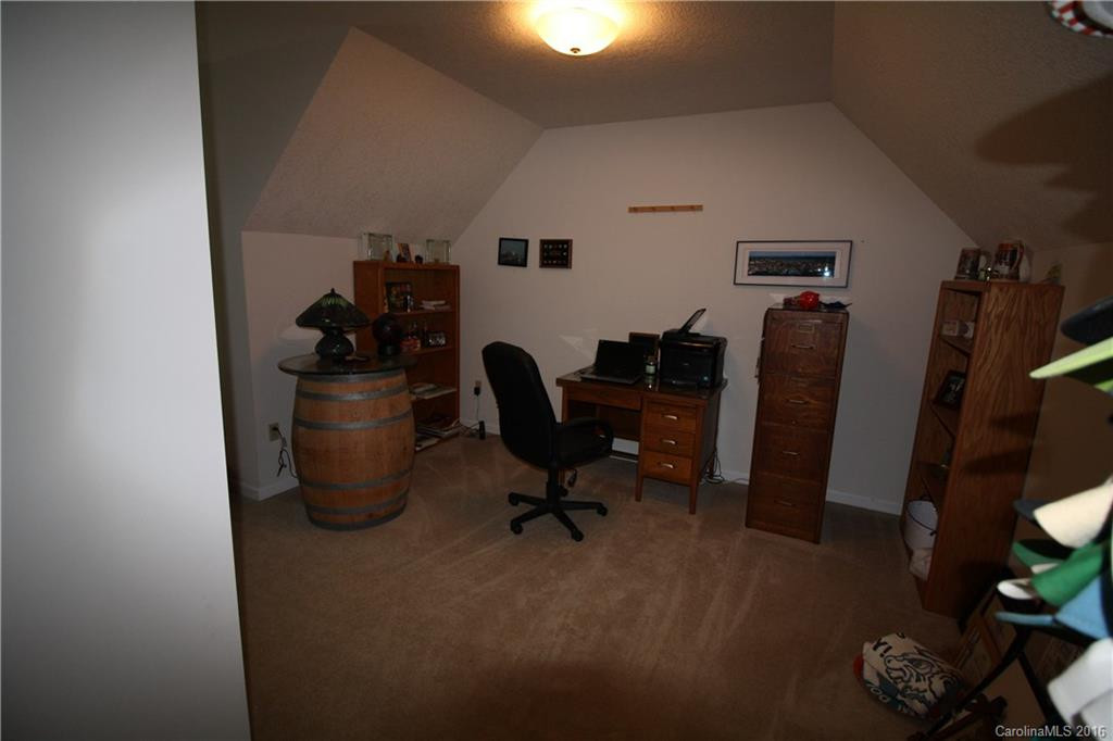 729 Aiken Road - Photo 14