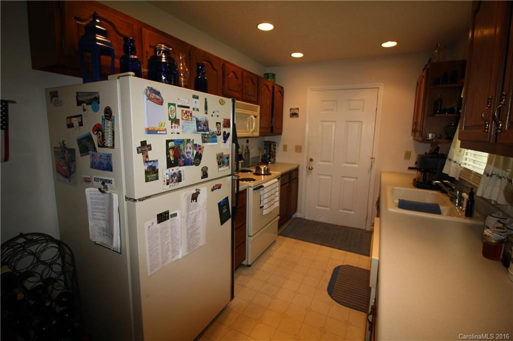 729 Aiken Road - Photo 19