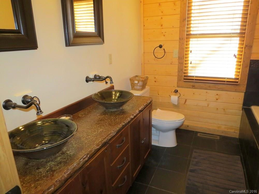 229 Slick Rock Road - Photo 15