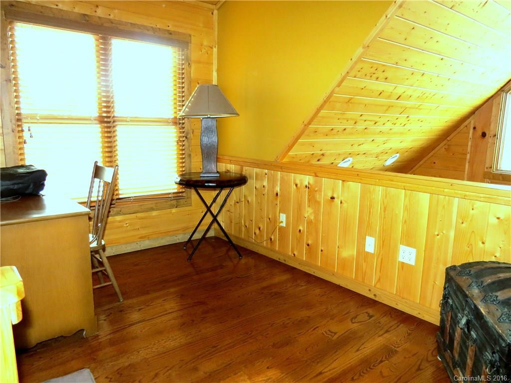 229 Slick Rock Road - Photo 16