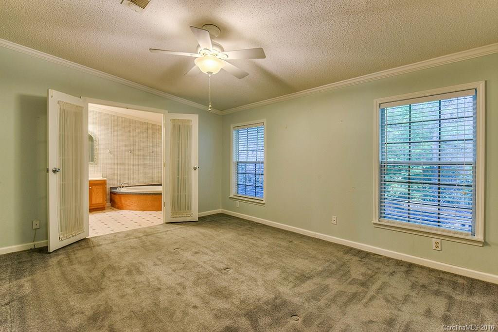 1021 Rabbit Skin Road - Photo 18