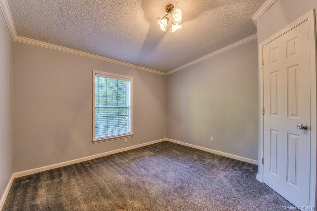 1021 Rabbit Skin Road - Photo 20