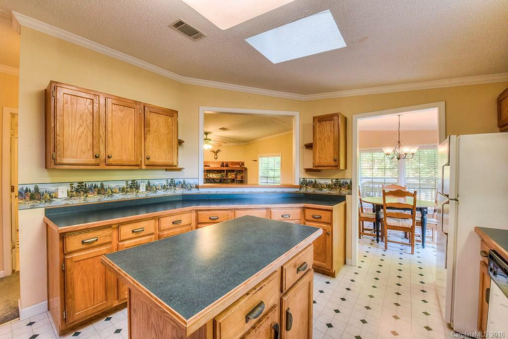 1021 Rabbit Skin Road - Photo 9
