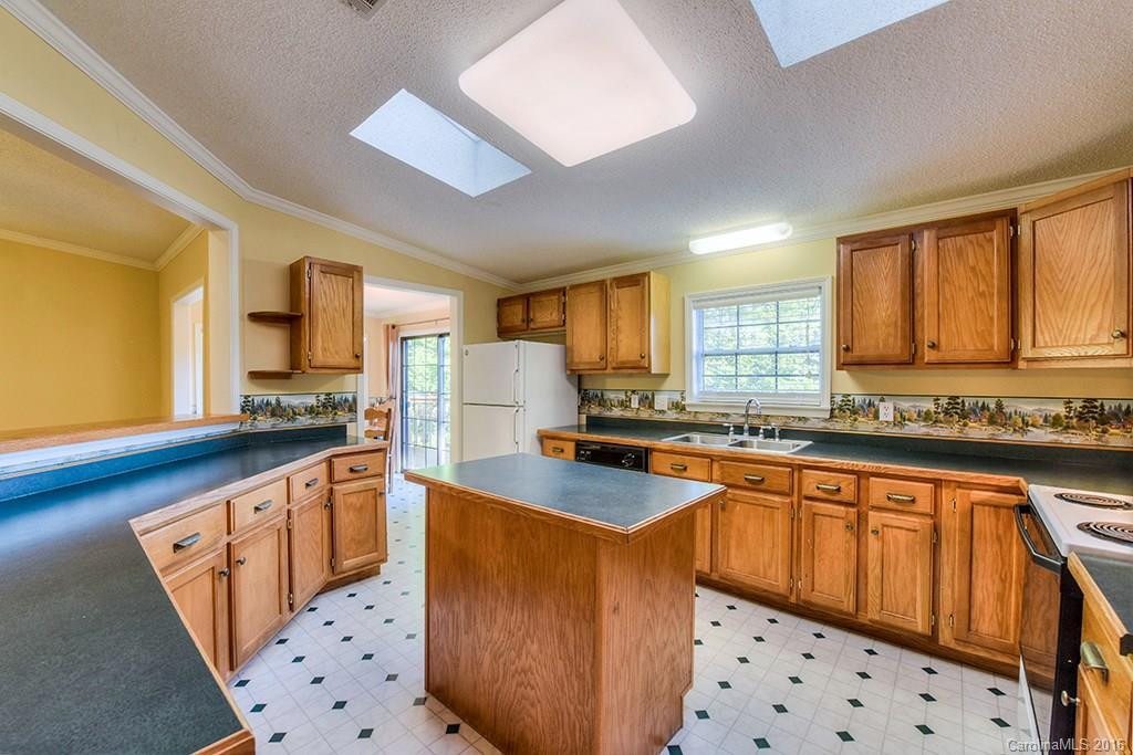 1021 Rabbit Skin Road - Photo 10