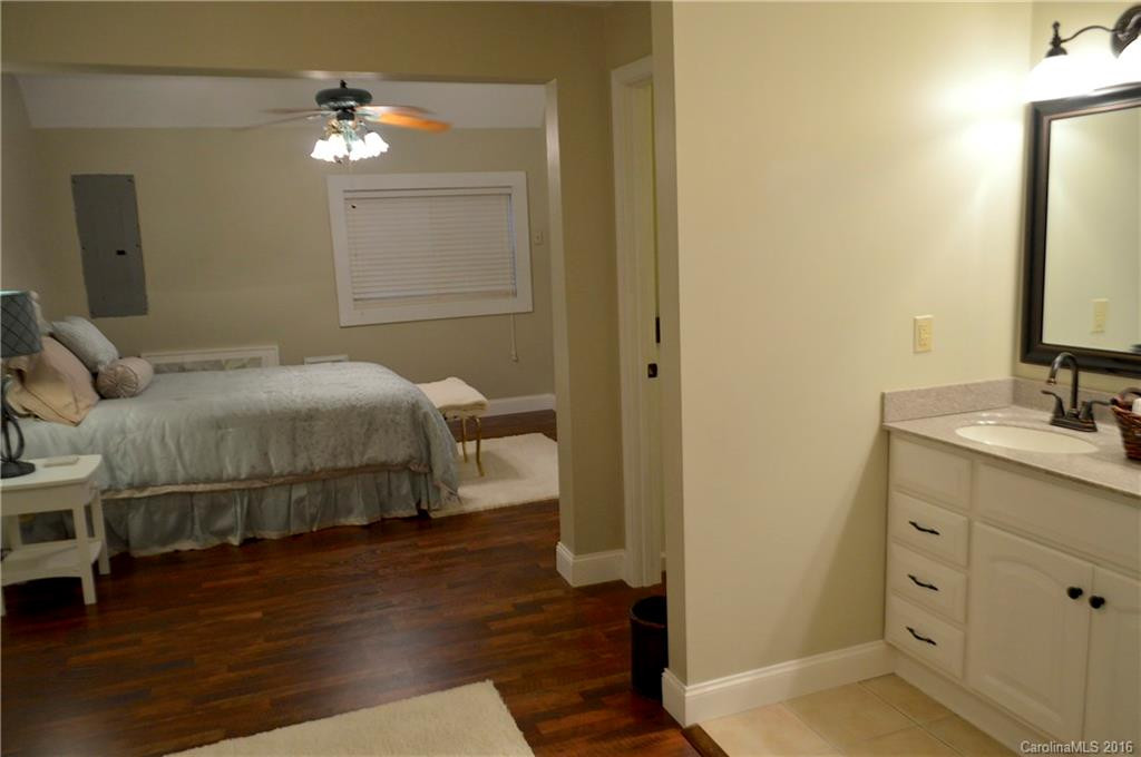 16 Roy Drive - Photo 14