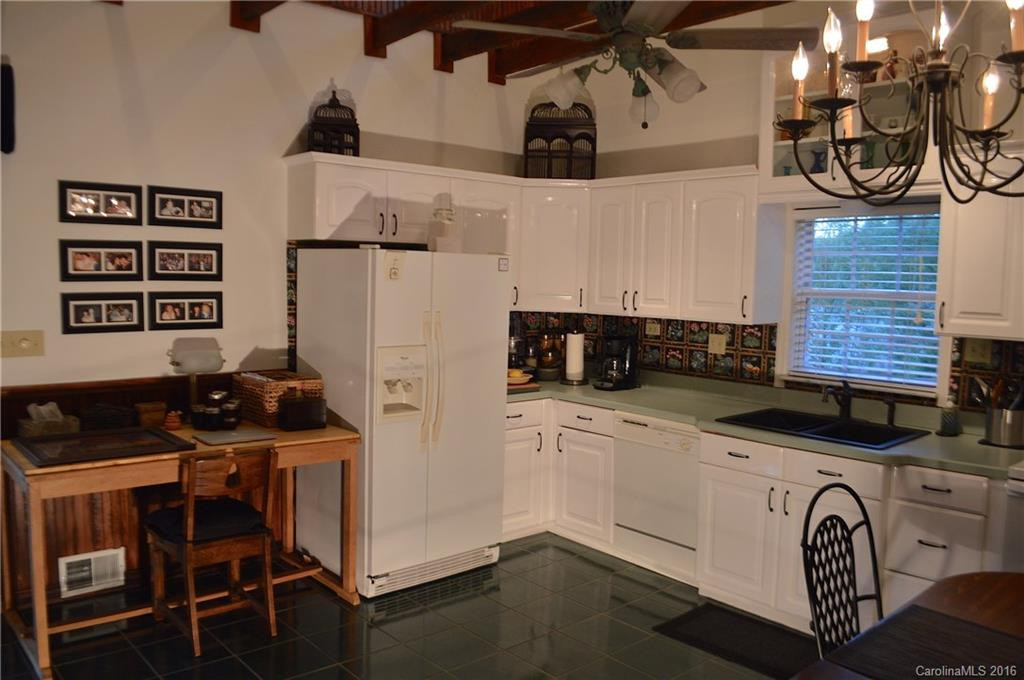 16 Roy Drive - Photo 7