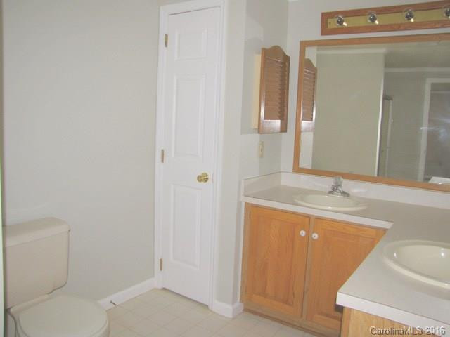 1 Howard Lane - Photo 14