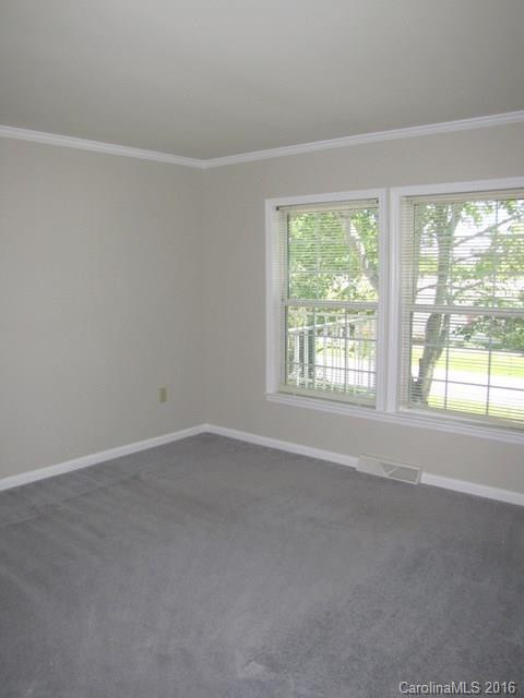 1 Howard Lane - Photo 16