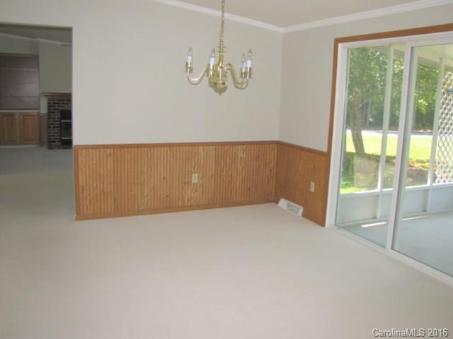 1 Howard Lane - Photo 5