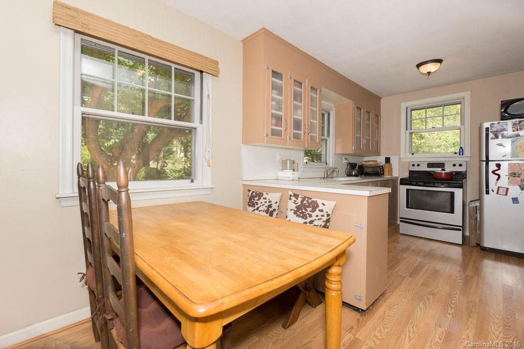 35 Meadowbrook Avenue - Photo 5